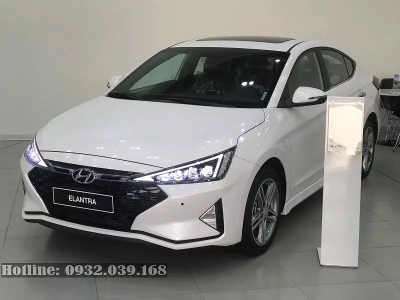 Giá lăn bánh Elantra Sport từ 740 triệu đồng