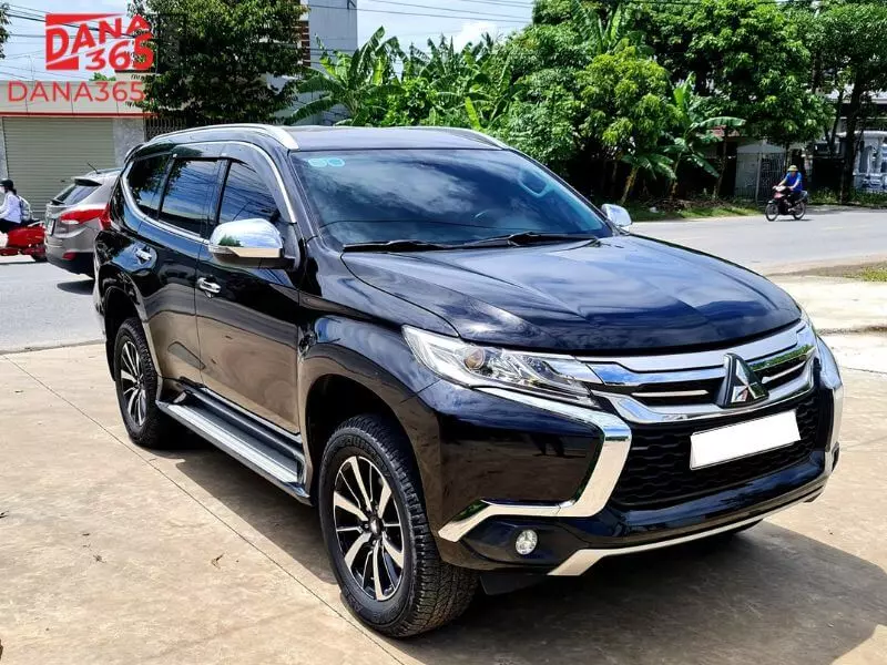 Ngoại thất xe Mitsubishi Pajero Sport 2018 cũ