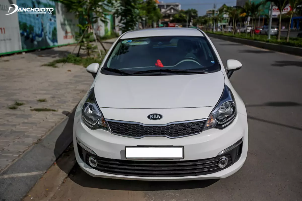 Kia Rio bản sedan