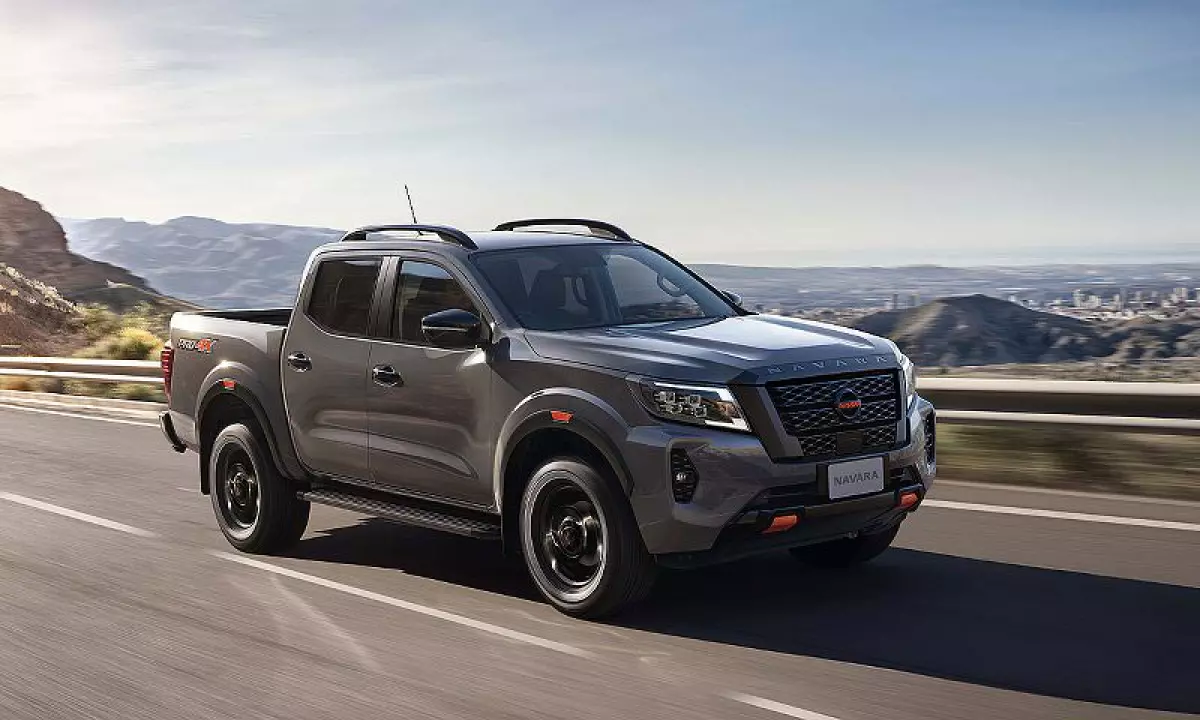 Nissan Navara 2024