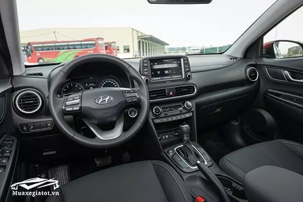 Nội thất xe Hyundai Kona 2019 (1.6 Turbo)