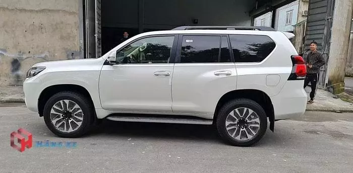 Ngoại thất xe Toyota Prado 2022