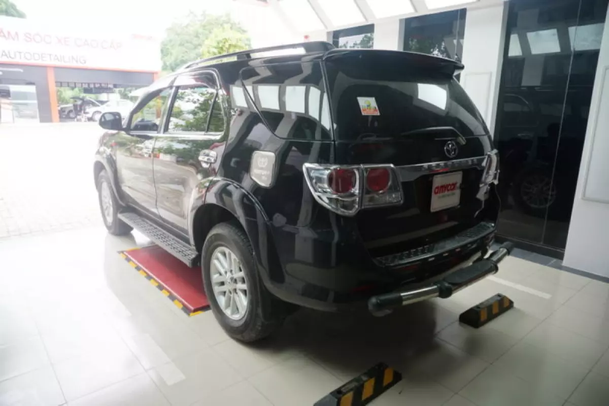 Xe Toyota fortuner bản 2.7 AT 2016