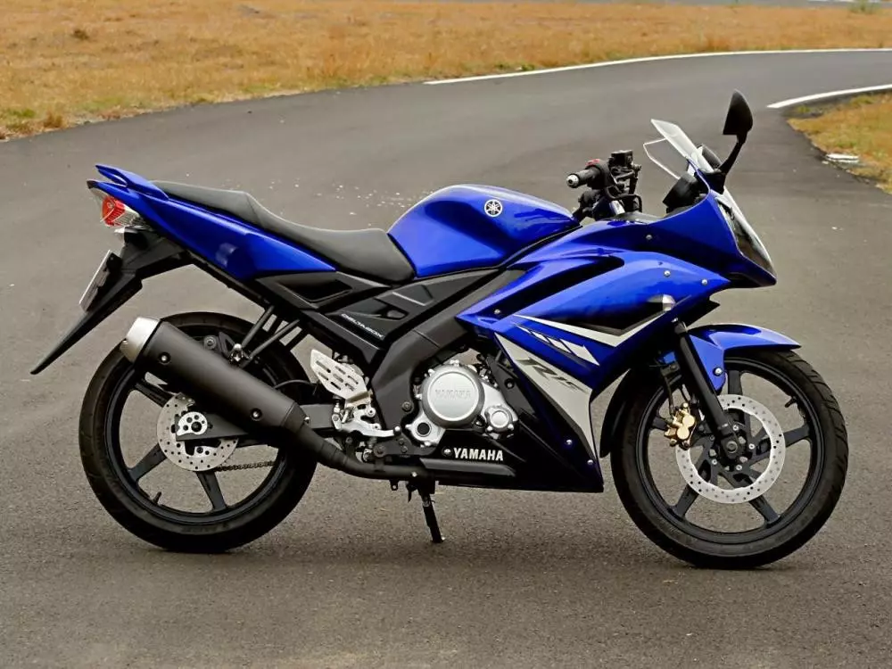 Yamaha R15 - Mô tô 72 triệu đồng được yêu thích nhất hiện nay