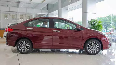 Đánh giá xe Honda City 2017-2018: Thân xe khỏe khoắn