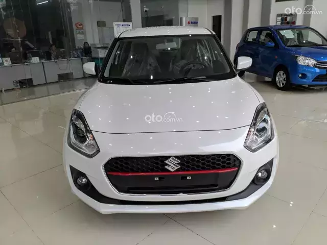 Nội thất đơn giản nhưng đầy đủ tiện nghi của Suzuki Swift 2018