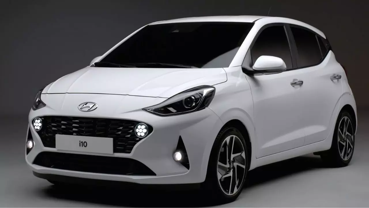 Hyundai Grand i10 đầu xe