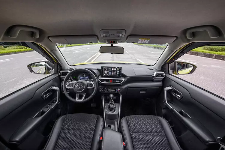 Raize Interior