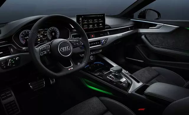 duoi-xe-audi-a5-coupe-2021