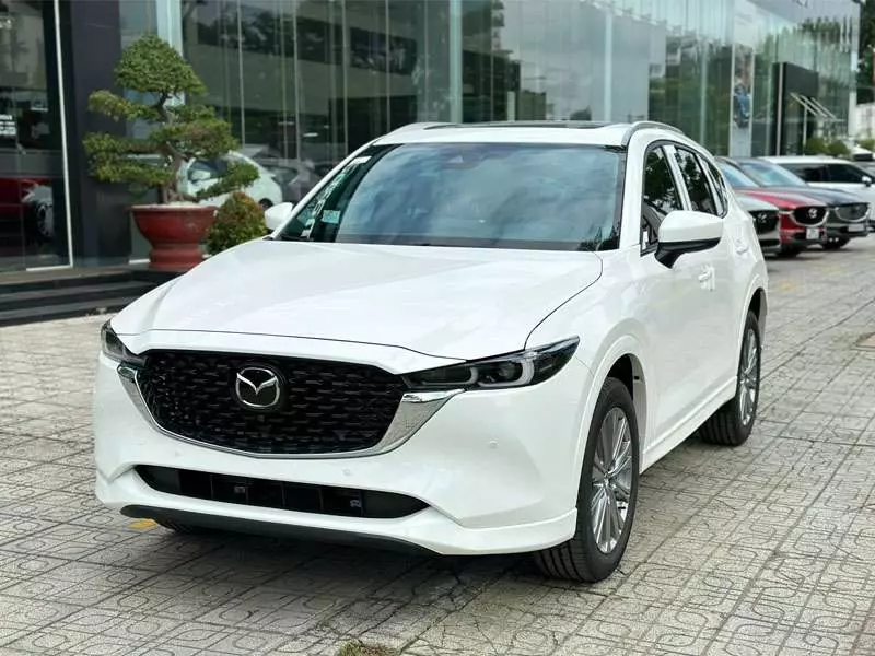 Mazda CX5 2.0L Exlusive Màu Trắng