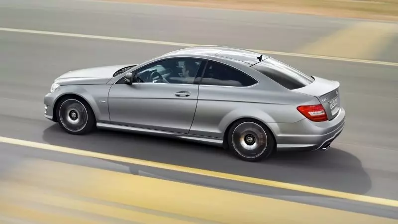 Phiên bản xe Mercedes C250 không tiêu hao quá nhiều nhiên liệu