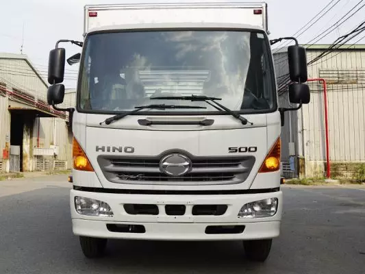 Ngoại thất xe tải Hino FC 6 tấn