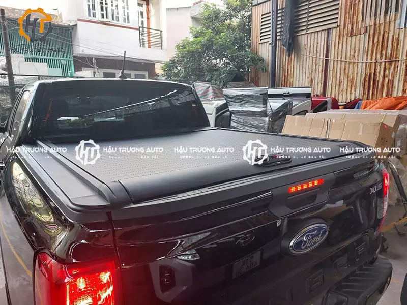 Nắp thùng cuộn cơ Ford Ranger