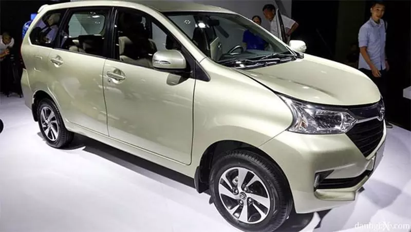 Đánh giá thân xe Toyota Avanza 2019