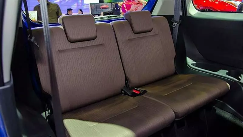 Đánh giá nội thất xe Toyota Avanza 2019