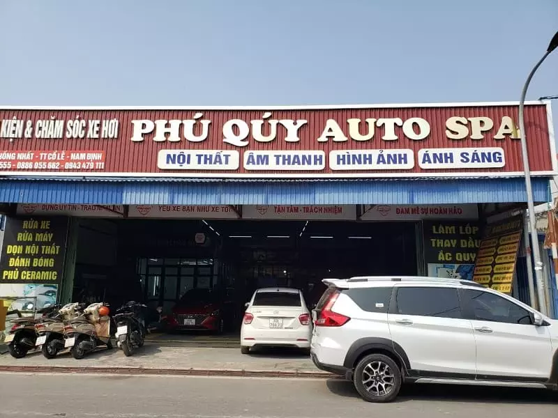 Chăm sóc và mua sắm phụ kiện nội thất tại Dương Nam Auto Spa