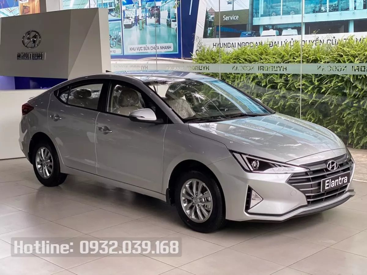 Hyundai Elantra 2021 đang khuyến mãi đến 69 triệu tiền mặt