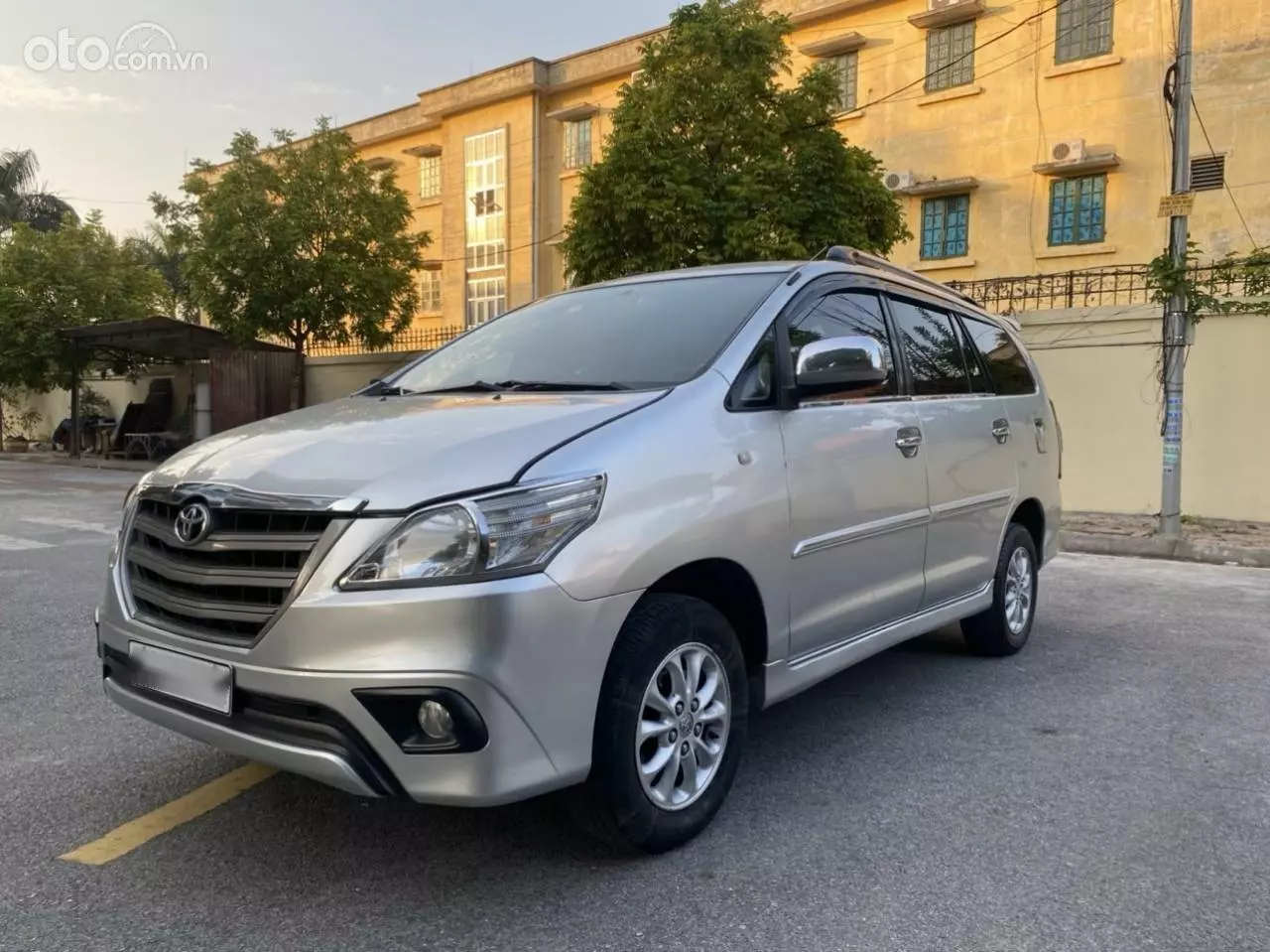 Toyota Innova 2014 - 2016