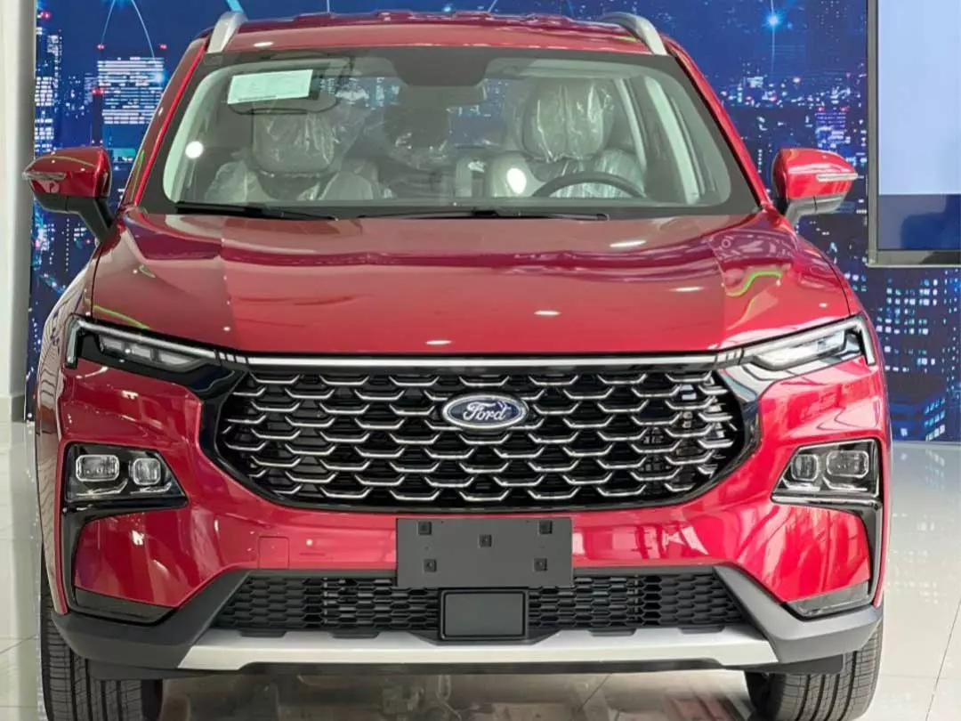 Ngoại Thất Ford Territory Trend - Đầu xe