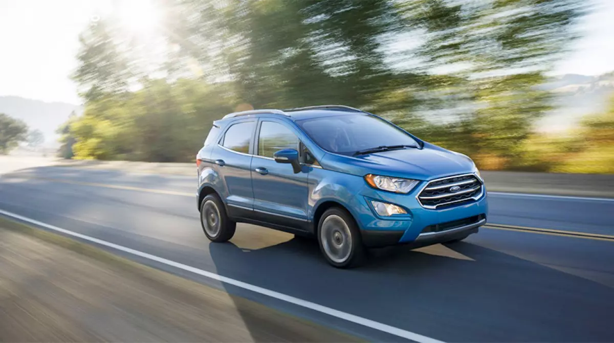 Ngoại thất Ford EcoSport 2017 gọn gàng và đẹp hơn các đời trước