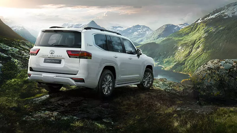 Toyota Land Cruiser 2024