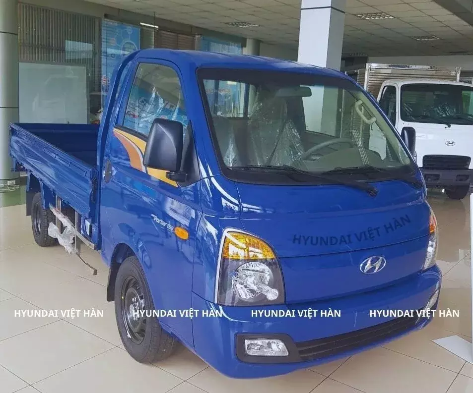 Ngoại thất xe Hyundai H150 thùng lửng