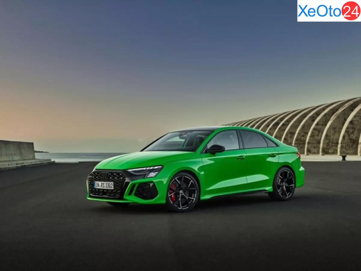 Tổng thể xe Audi RS3 2022