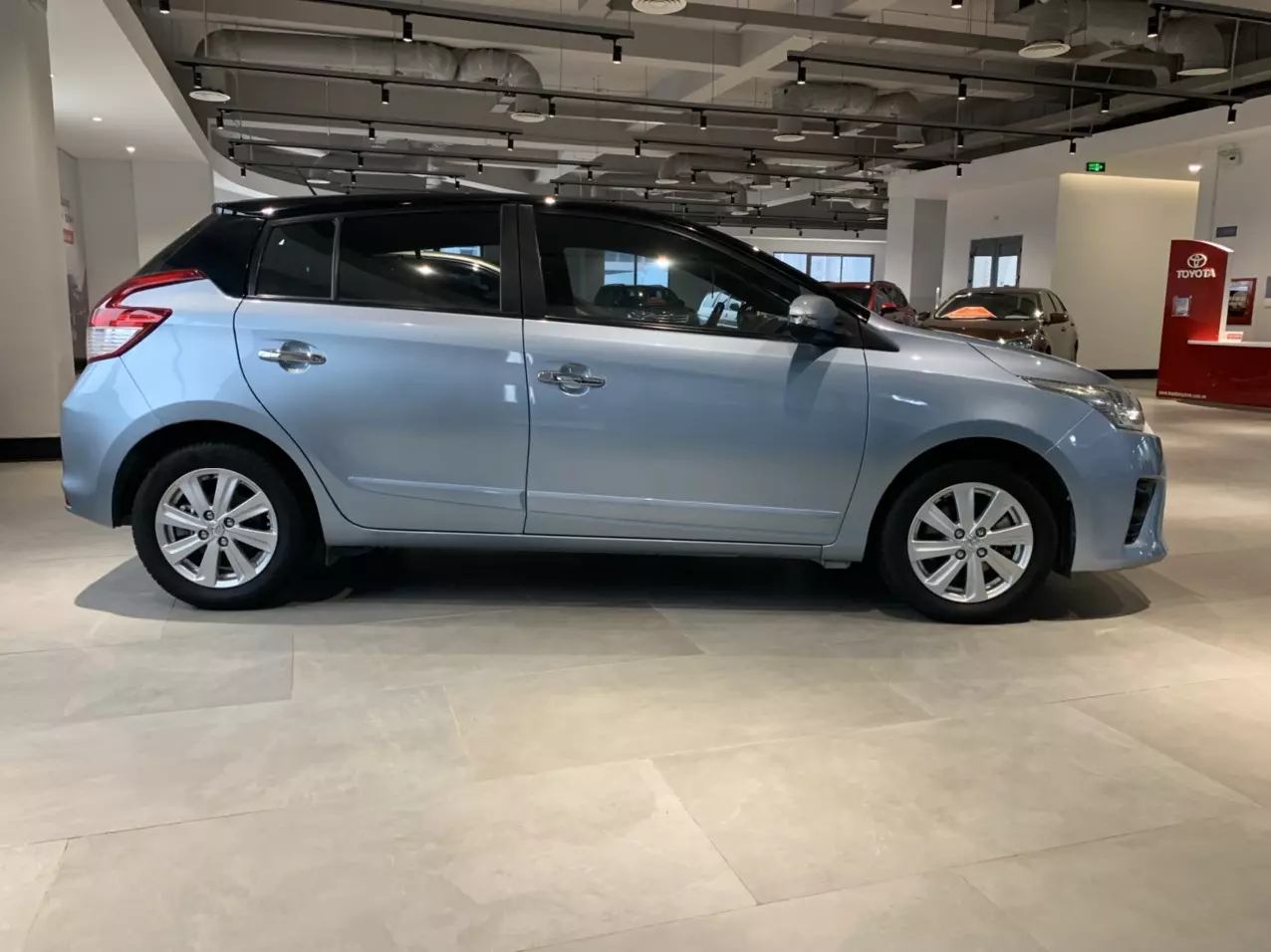 Toyota Yaris 1.3G 2015