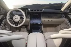 Mercedes-Maybach S680 Interior