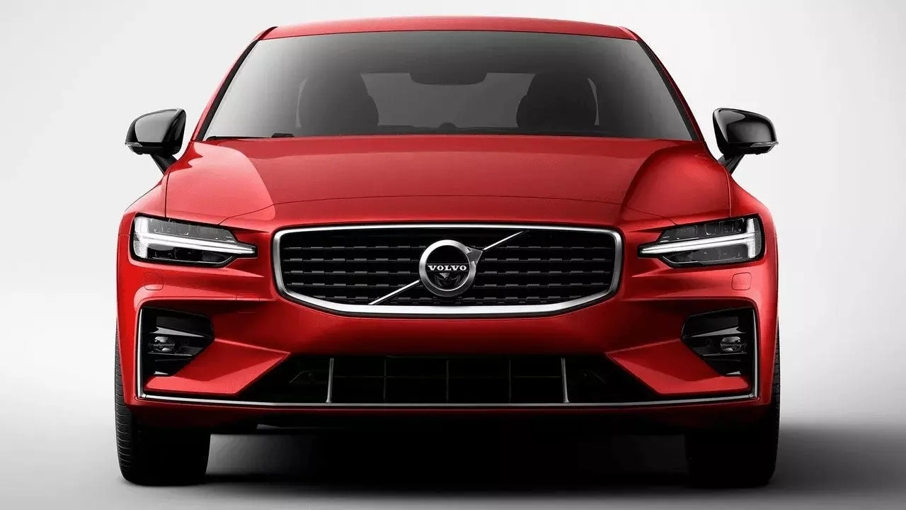 Ngoại thất volvo s60 r design