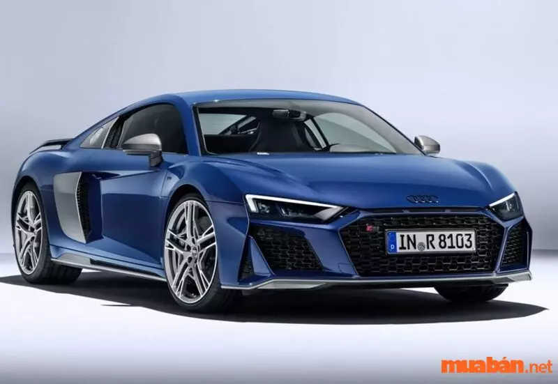 Audi R8 Coupe đỏ