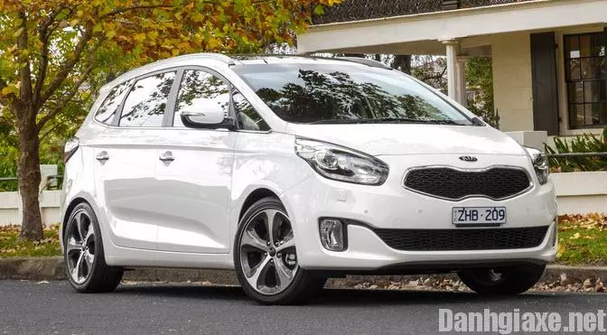 Đánh giá xe Kia Rondo 2016 8