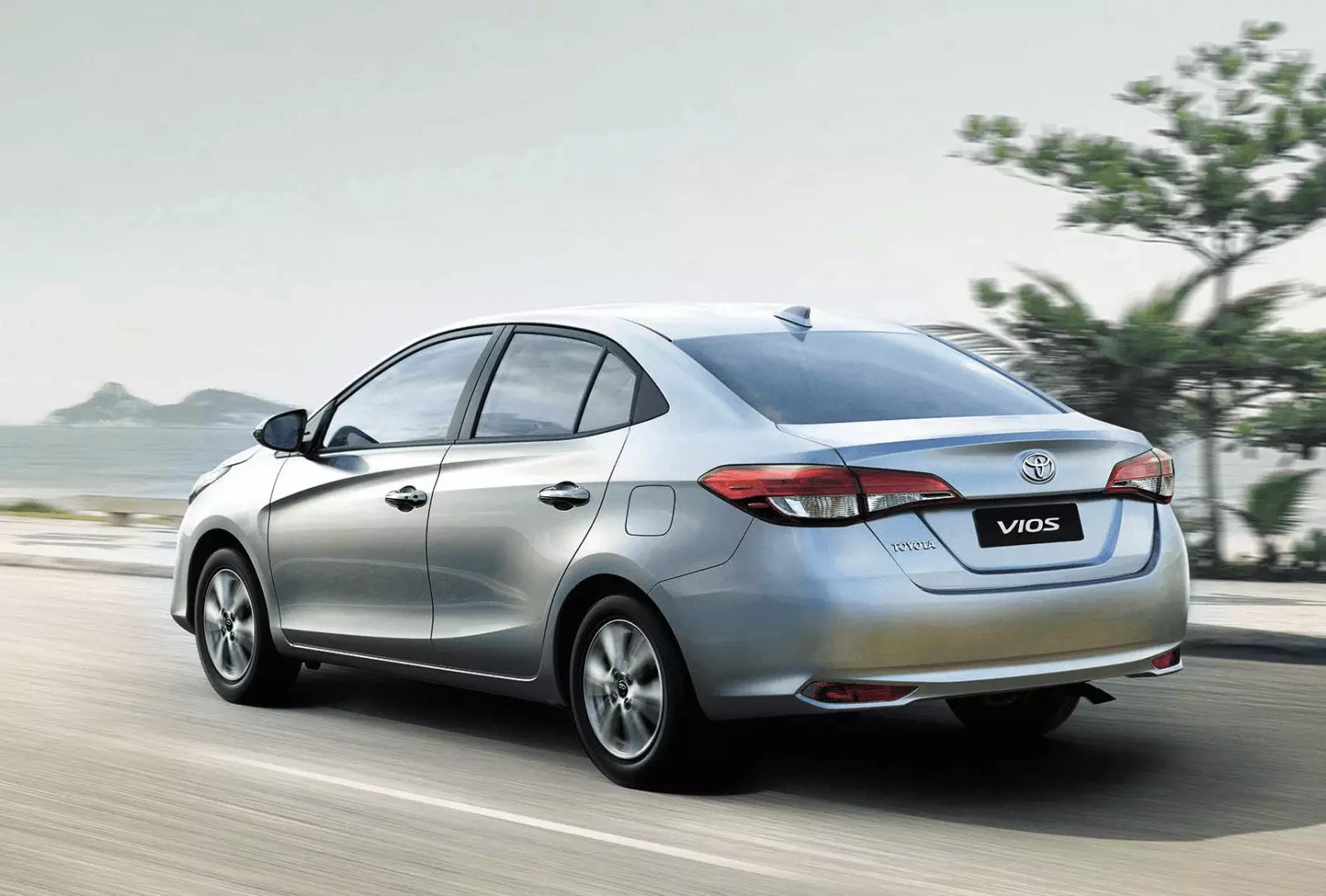 thân xe toyota vios 2018