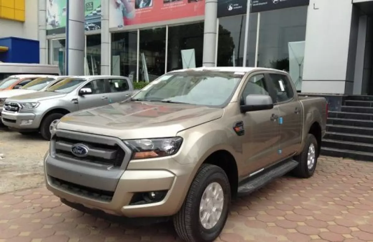 Ford Ranger XLS đời 2013-2014