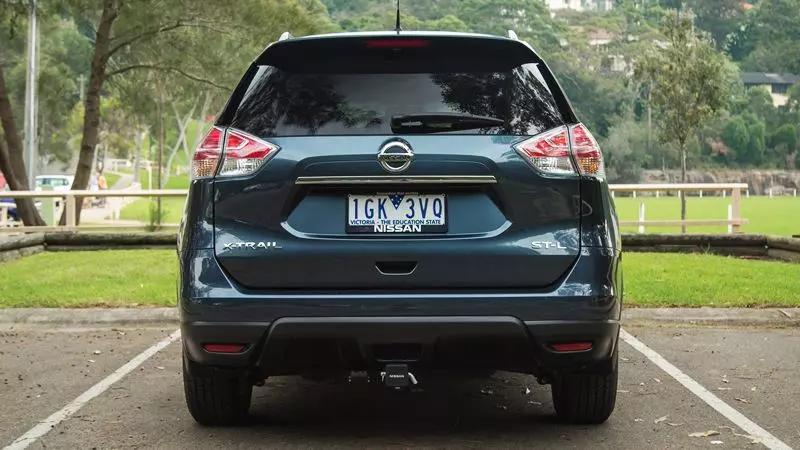 Nissan-X-Trail-2016-tuvanmuaxe.vn-3