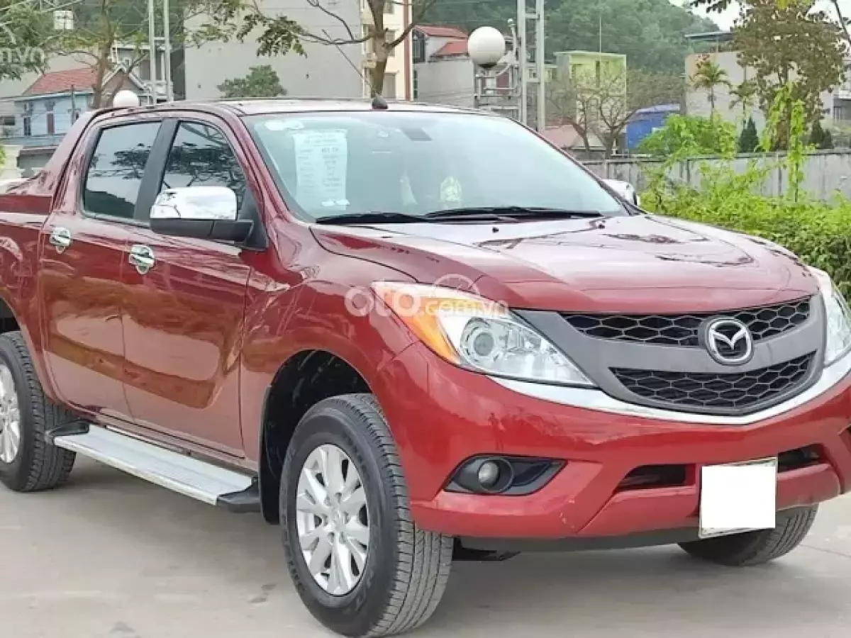 Nội thất Mazda BT-50 giá dưới 400 triệu đồng