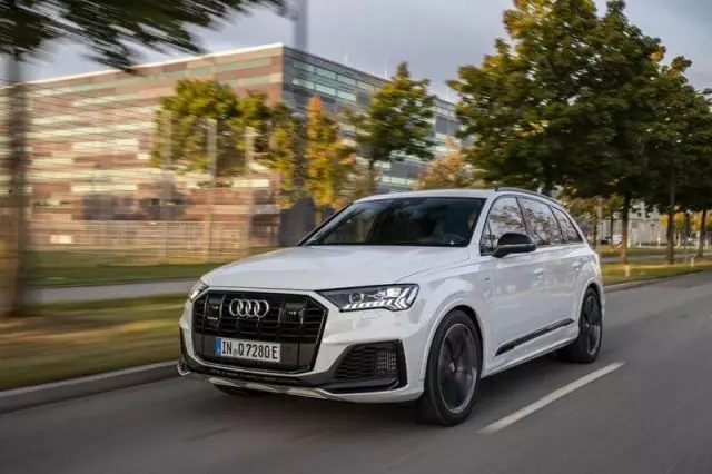 Khả năng vận hành của Audi Q7 2020