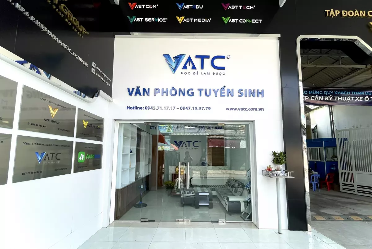 trung tâm VATC, dạy nghề VATC, học nghề sửa chữa ô tô, VATC, dạy nghề ô tô, dạy nghề ô tô Tphcm, ô tô, học nghề ô tô TPHCM, công nghệ kỹ thuật ô tô