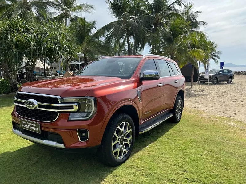 Ford Everest - SUV dầu tốt nhất