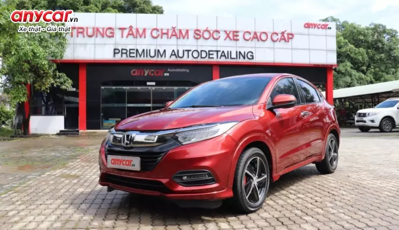 Honda HR-V cũ có khoang nội thất rộng rãi cùng khả năng vận hành đầm chắc