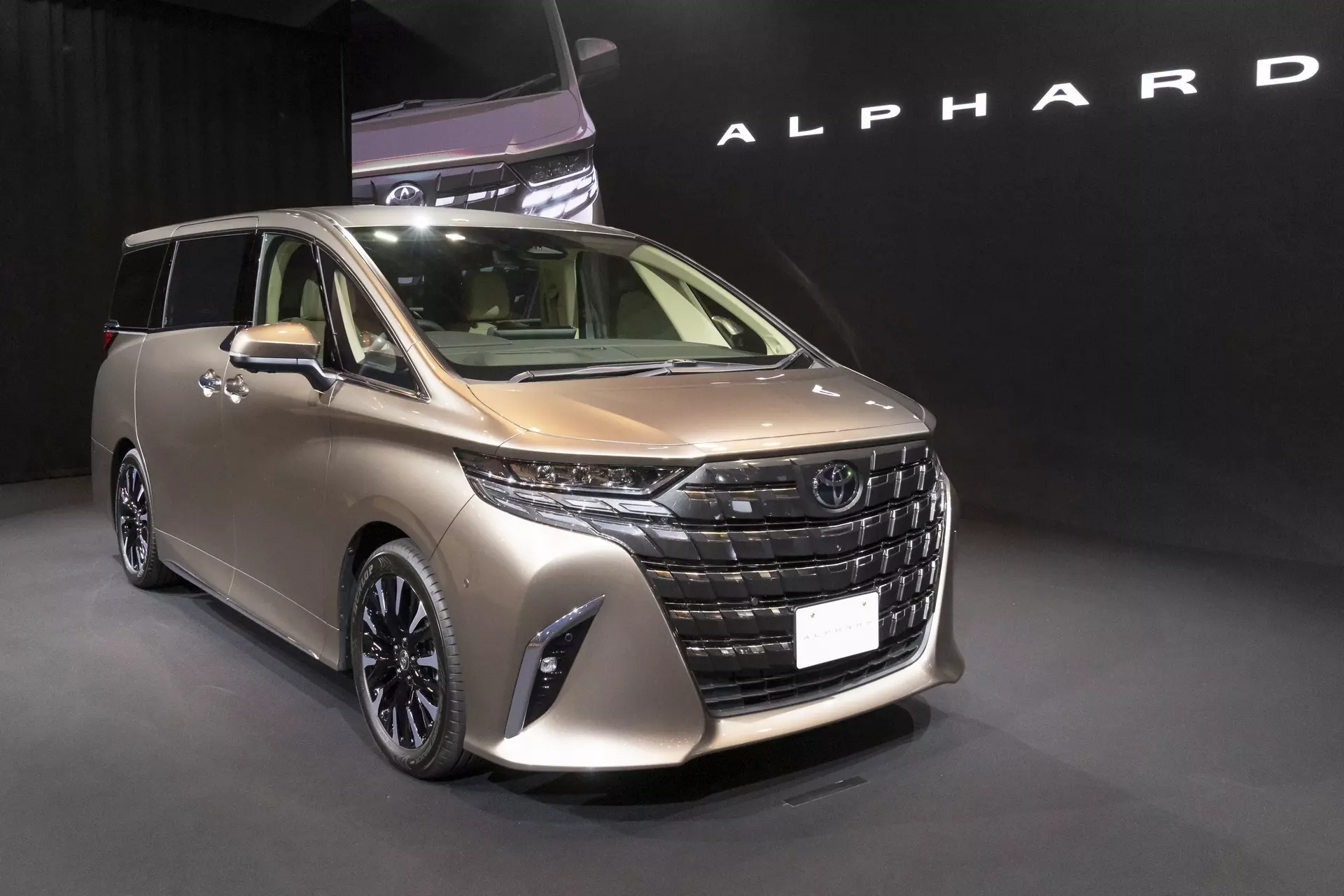 Toyota Alphard và Vellfire thế hệ mới