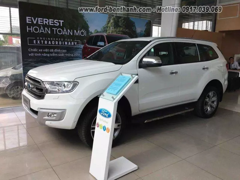 Xe Ford Everest Titanium đẳng cấp doanh nhân 01