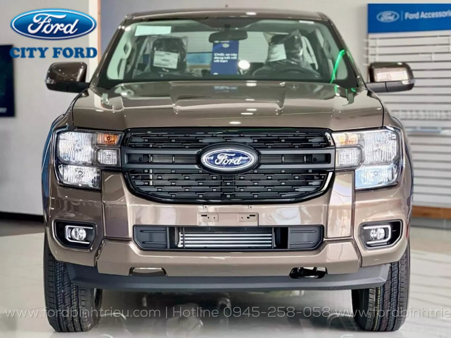 ford_ranger_1_cau_so_tu_dong_xls_4x2_2024_ngoai_that_1