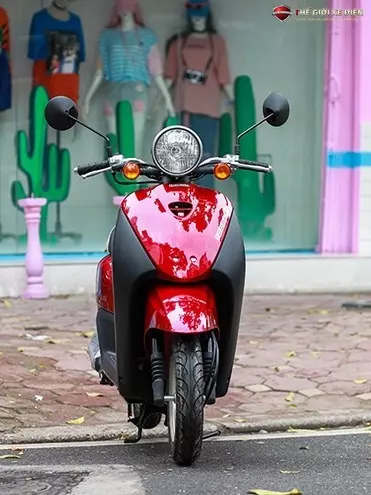 mặt trước xe ga 50cc honda today