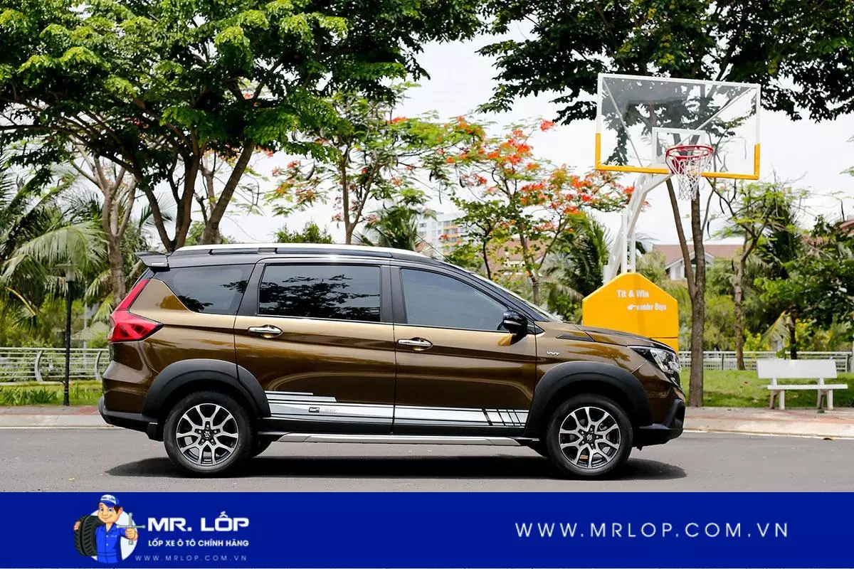 Thông số lốp xe Suzuki New XL7 Sport Limited là gì?