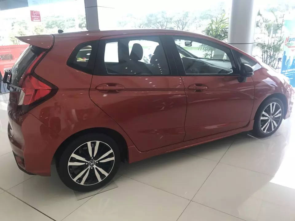 Khuyến mãi Honda Jazz 2018