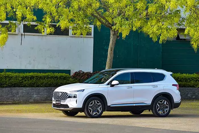 kích thước xe Hyundai santafe 2024