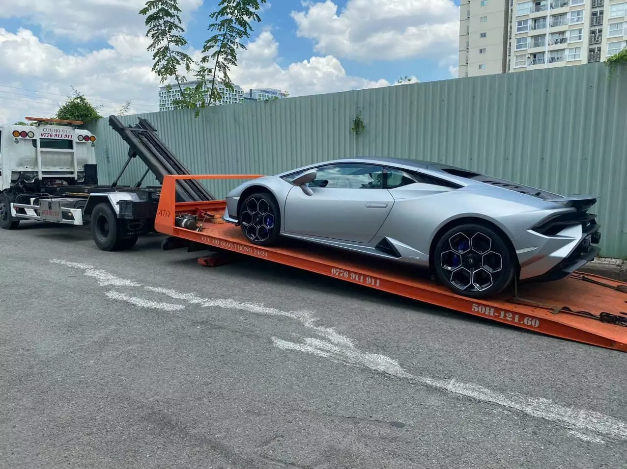 Chiếc Lamborghini Huracan Tecnica đầu tiên về Việt Nam hồi cuối năm 2022. Ảnh: Lamborghini HCM