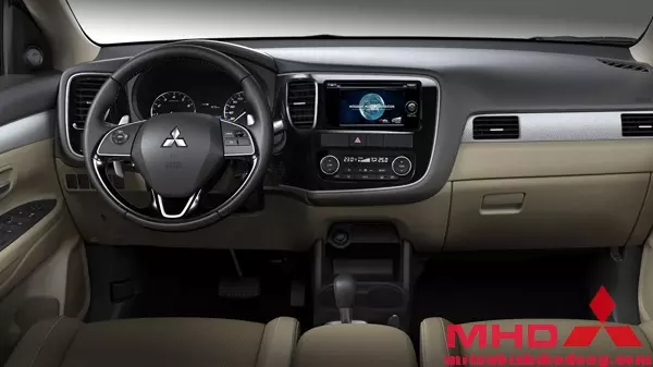 Nội thất Mitsubishi Outlander