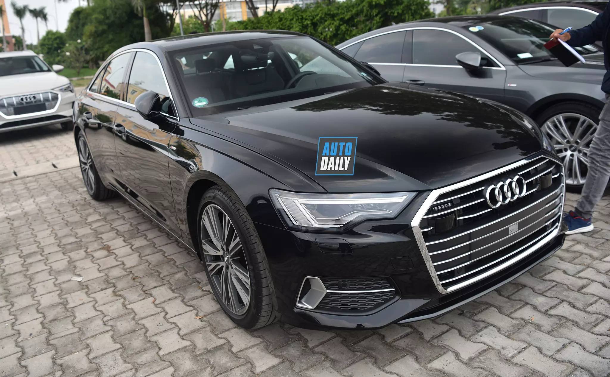 Xem trước Audi A6 2019 sắp ra mắt tại Việt Nam đấu Mercedes E-Class